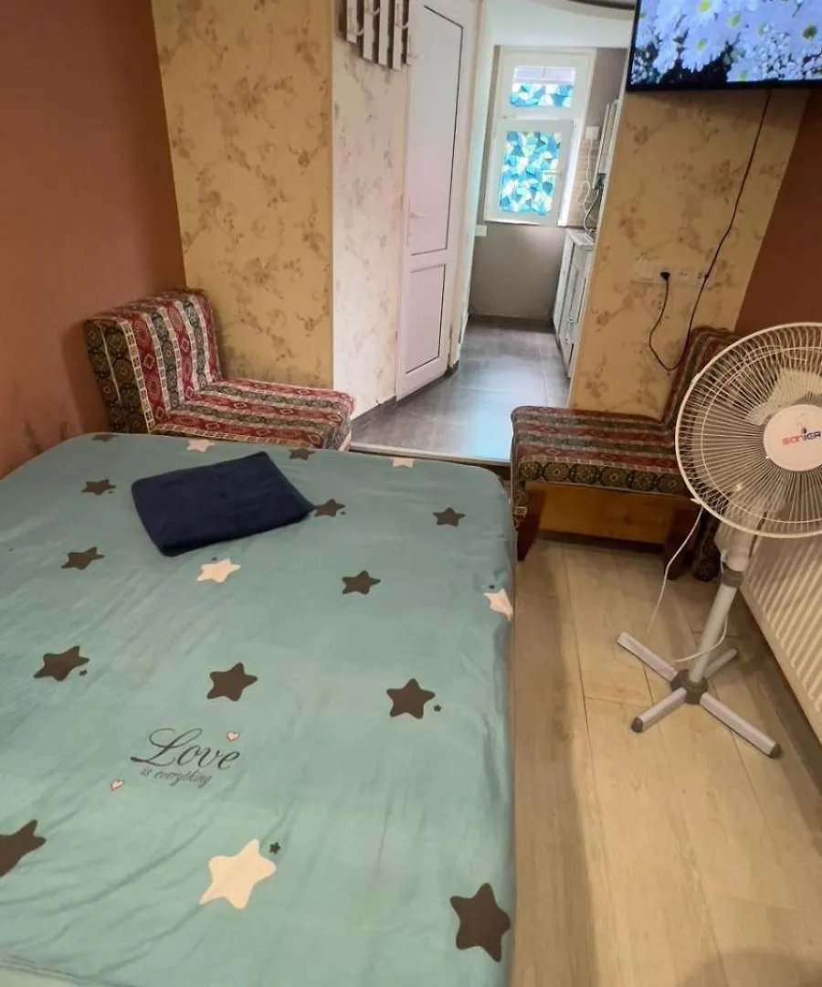 Art Home Gvazauri Tbilisi 0*,  Georgien